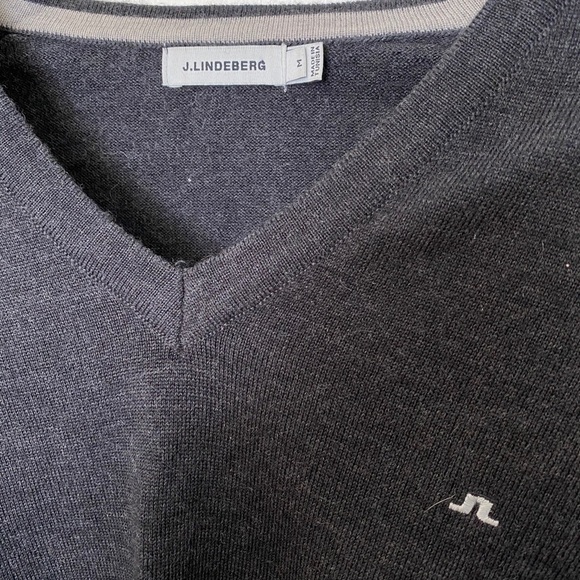 J lindeberg merino wool sweater - Picture 2 of 2